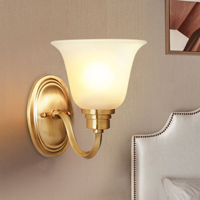 Skørter | Brass Bell Wall Lamp Retro White Glass Shade 1-Light Living Room Wall Lamp with Arch Arm