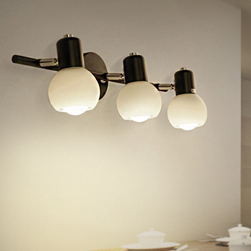 Skørter | Globe Frosted Glass Vanity Lighting Traditional Style 2/3 Lights Bathroom Wall Mounted Lamp in Black