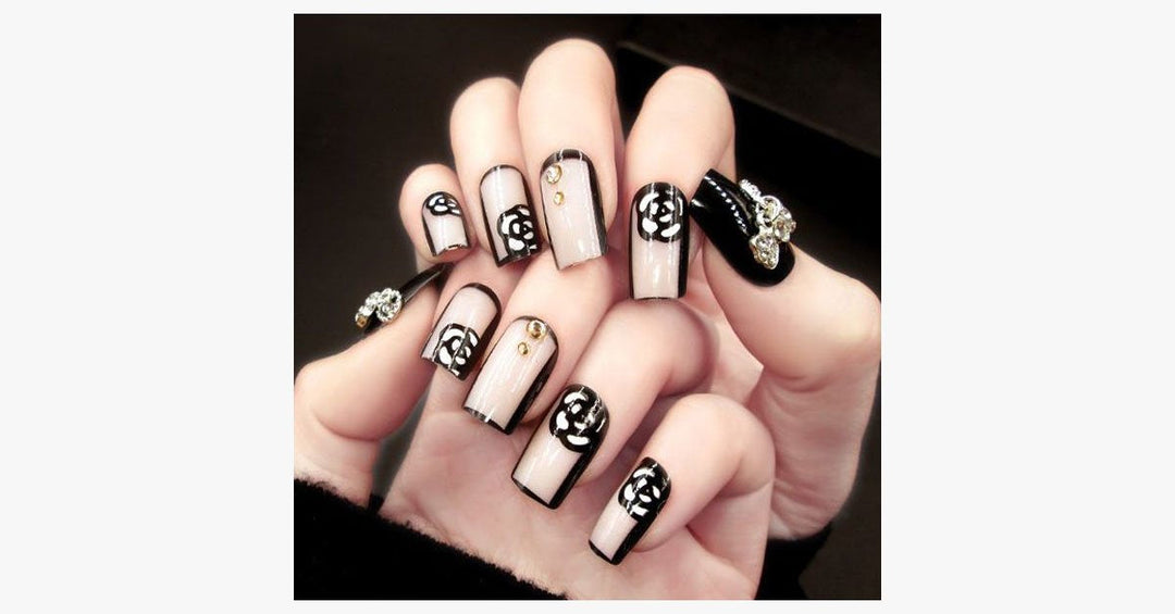 Lisslune | Black Rose Transparent Nails