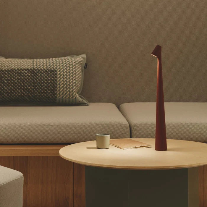 Lisslune | LuminEssence Glow Sculpting Table Lamp