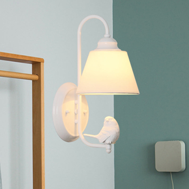 Skørter | Modern Trapeze Shaped Wall Light Metal Single Light Wall Lamp with Bird for Children's Room