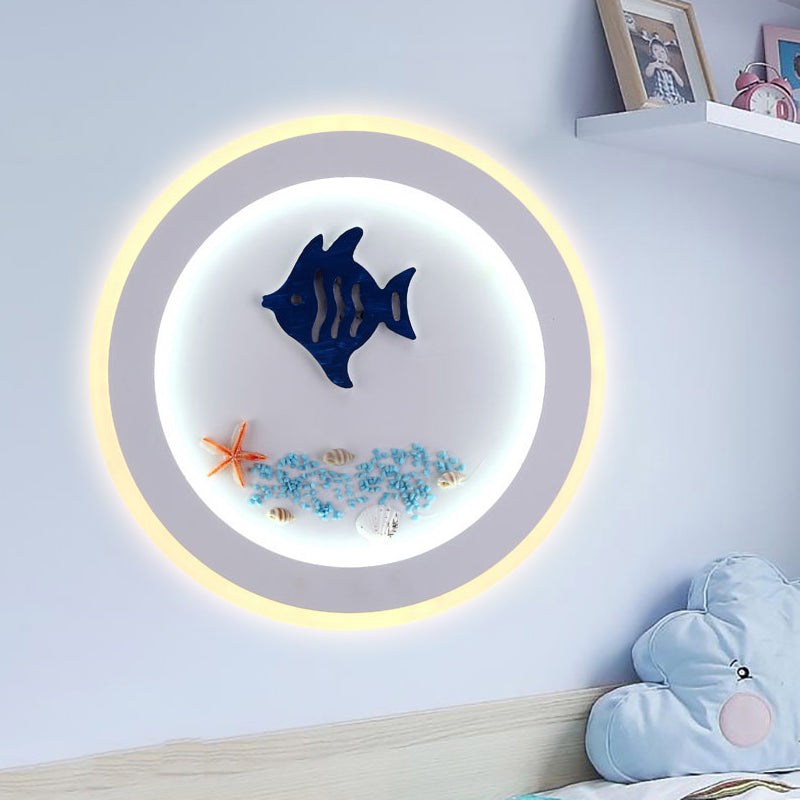 Skørter | Maritime Stylish Circle Wall Lamp with Sea Acrylic LED Wall Lamp in White for Children's Room