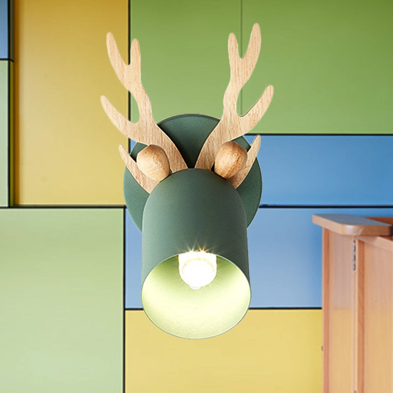 Skørter | Northern stylish wall light with tapered lampshade 1 light metal wall lamp with branches for living room