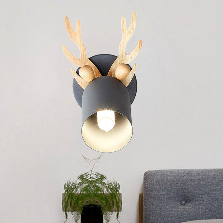 Skørter | Northern stylish wall light with tapered lampshade 1 light metal wall lamp with branches for living room