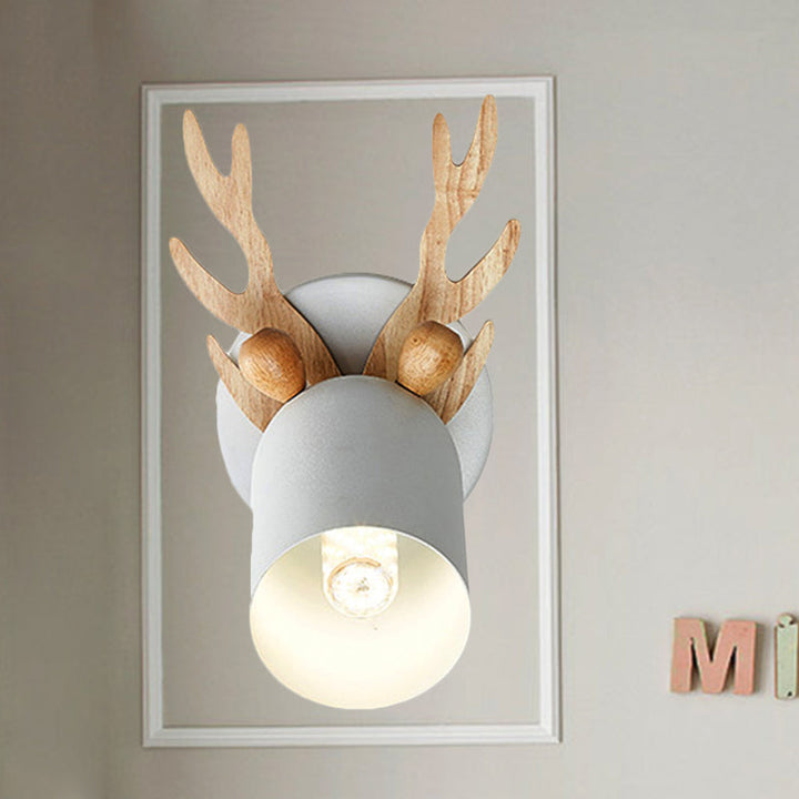 Skørter | Northern stylish wall light with tapered lampshade 1 light metal wall lamp with branches for living room
