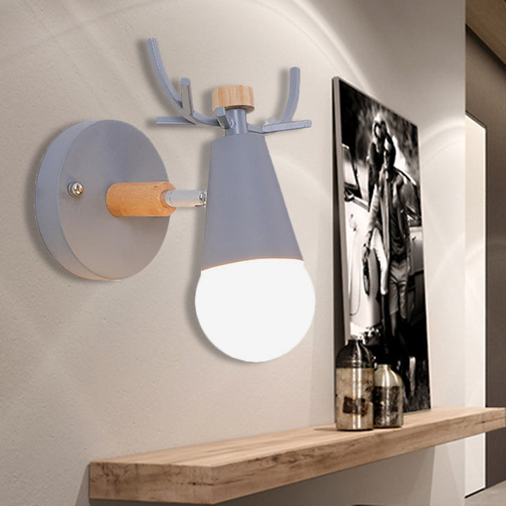 Skørter | Metal small cone wall lamp with deer antlers adjustable children's room 1 light Nordic style wall lamp