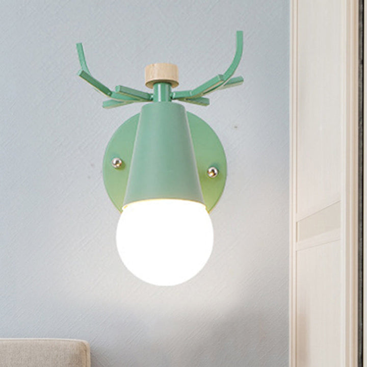 Skørter | Metal small cone wall lamp with deer antlers adjustable children's room 1 light Nordic style wall lamp