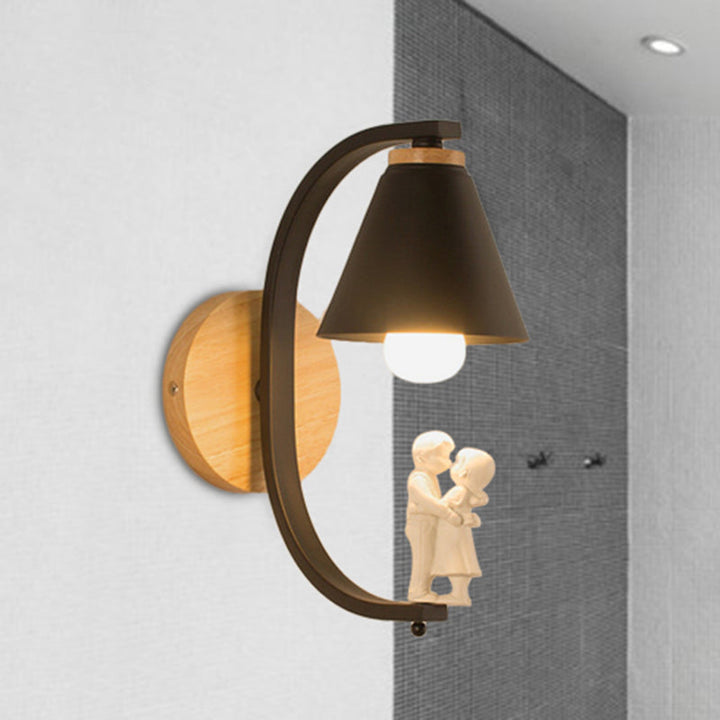 Skørter | Romantic conical wall lamp with coupling metal 1 lamp wall light for study room