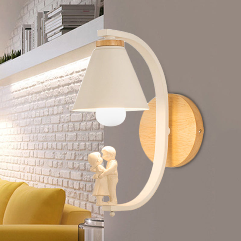 Skørter | Romantic conical wall lamp with coupling metal 1 lamp wall light for study room