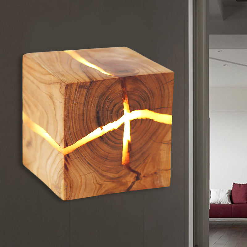 Skørter | Rustic Style Cracked Cube Wall Lamp Wood Wall Light for Children's Room Nursery