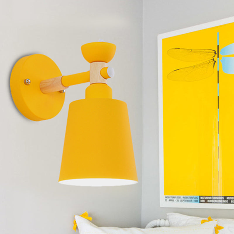Skørter | Rotatable Nordic Style Wall Lamp with Bucket One Light Metal Wall Lamp for Adult Bedroom