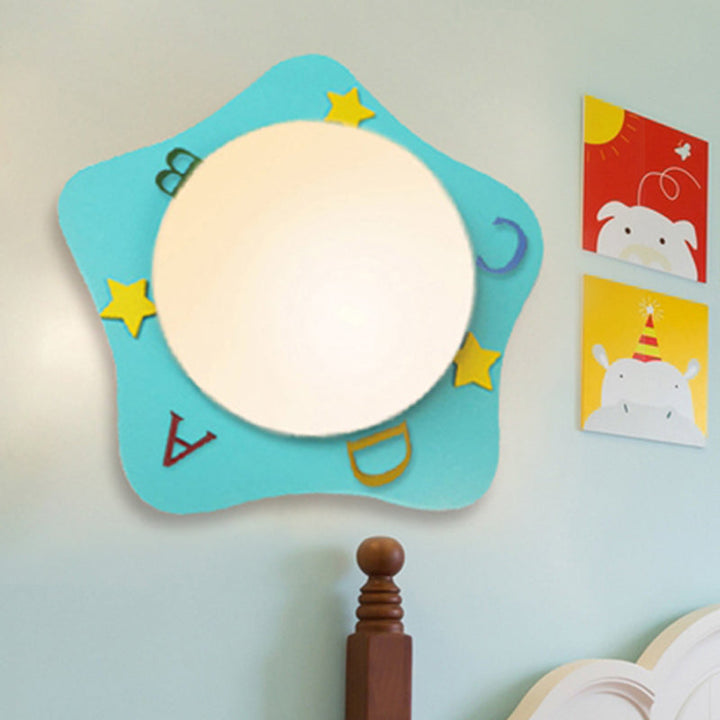Skørter | Wood Cartoon Pattern Wall Lamp Contemporary LED Wall Lamp for Nursing Room Bedroom