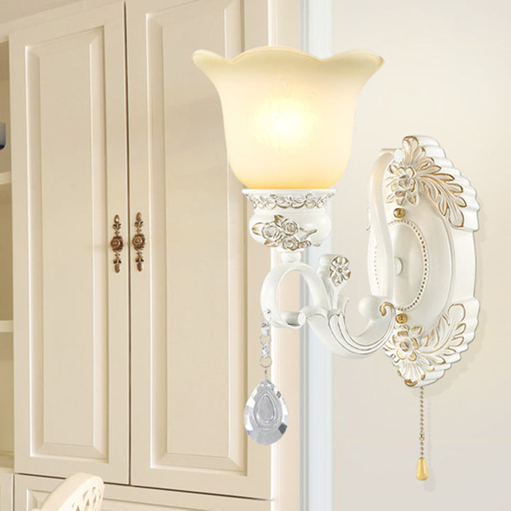 Skørter | Diagonal White Glass Wall Lamp Traditional 1/2 Lights Wall Lamp with Iridescent Resin Backplate