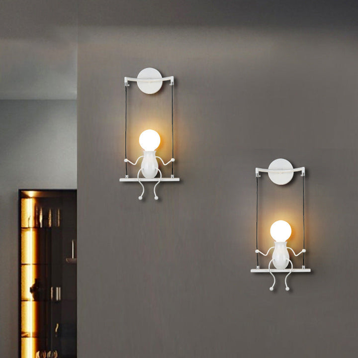 Skørter | Swing Shape Wall Lamp with Small People Decoration Metal Modern 1 Light Wall Fixture in Black/White/Red
