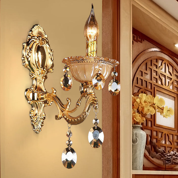 Skørter | Brass Candle Wall Mounted Light Traditional Metal 1 Head Dining Room Wall Lamp with Embossed Crystal Drops