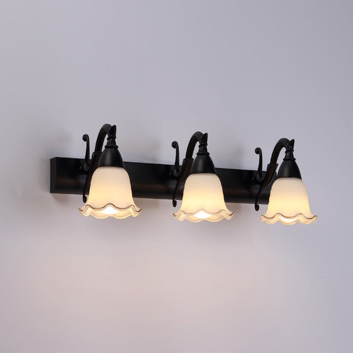 Skørter | 2 Lights Bathroom Lighting American Waterproof Lamp above Mirror in White Glass Shade