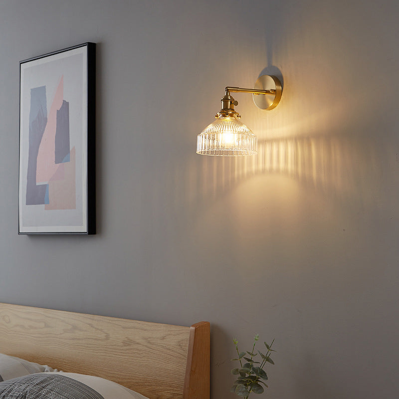 Skørter | Industrial Wall Lamp Pressed Ribbed Glass Wall Light Wall Lamp in Gold Finish for Bedroom