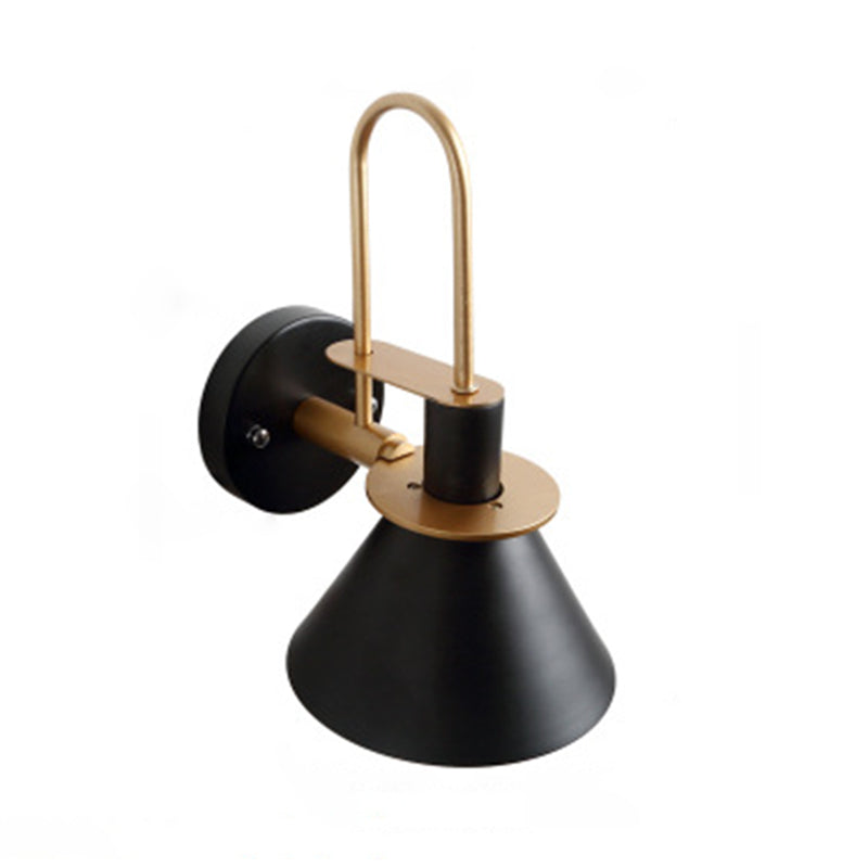 Skørter | Macaroon Style Wall Light Metal Colorful Wall Lamp for Hotel Bedroom