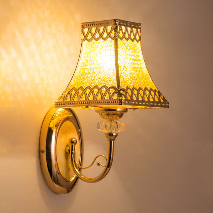 Skørter | Single Bulb Bell Wall Mount Colonial Gold Etched Glass Wall Light with Arch Arm for Indoor Use
