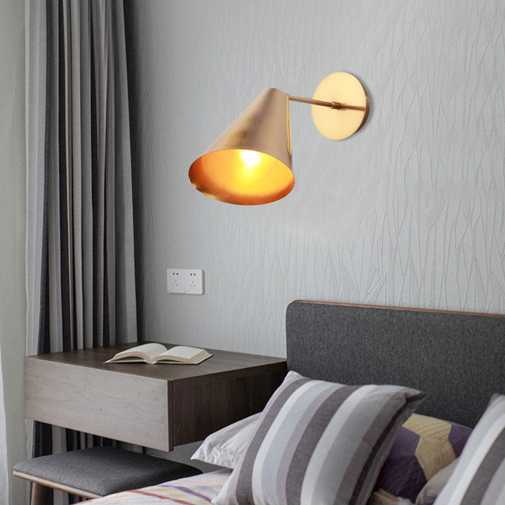 Skørter | Feathered Conical Iron Wall Lamp Simplicity 1 Light Gold Finish Wall Lighting Ideas