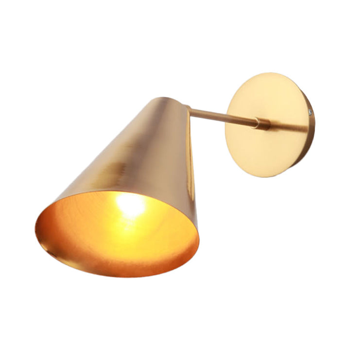 Skørter | Feathered Conical Iron Wall Lamp Simplicity 1 Light Gold Finish Wall Lighting Ideas