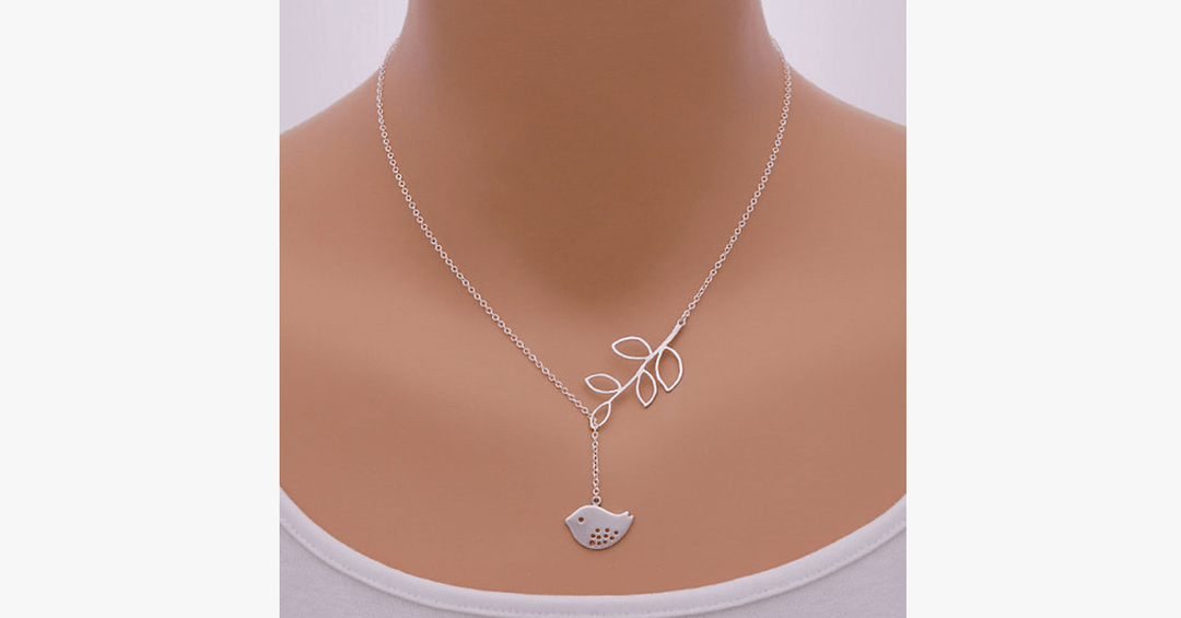 Lisslune | Delicate Nature Lover Necklace - Let fashion soar higher!
