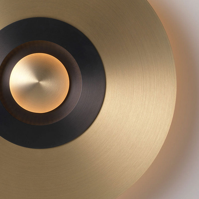 Skørter | Colonial Round Wall Mounted Lighting LED Metal Ceiling Light in Gold for Bedroom