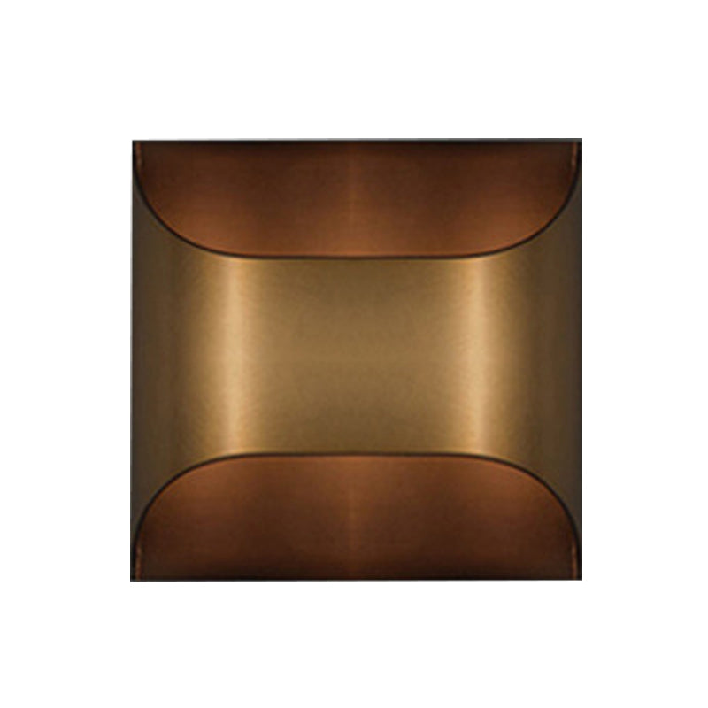 Skørter | Colonial Square/Rectangular Wall Lamp 1 Main Metal Surface Mounted Wall Lamp in Brass for Bedroom