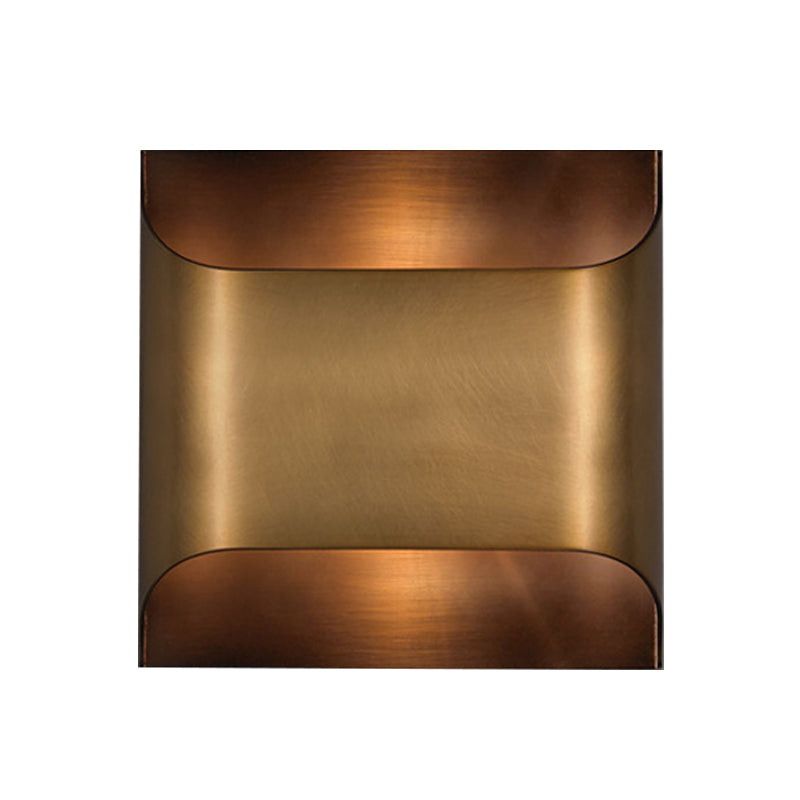 Skørter | Colonial Square/Rectangular Wall Lamp 1 Main Metal Surface Mounted Wall Lamp in Brass for Bedroom