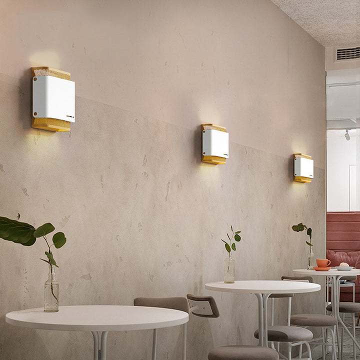 Skørter | Metal Black/White Flush Mount Square LED Colonialism Wall Light for Living Room