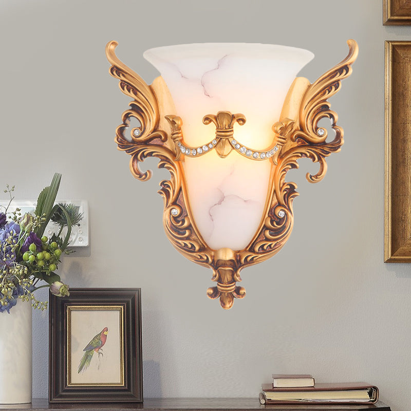 Skørter | Bell Frosted Glass Wall Lamp Colonial 1 Lamp Living Room Ceiling Light in White/Gold/White and Gold