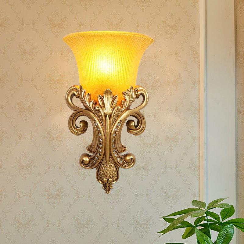 Skørter | Colonial Bell Flush Mount 1 Head Prism Glass Wall Sconce Lighting in Gold for Living Room