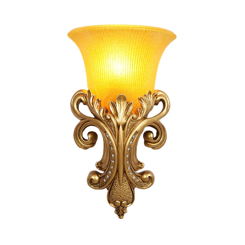 Skørter | Colonial Bell Flush Mount 1 Head Prism Glass Wall Sconce Lighting in Gold for Living Room