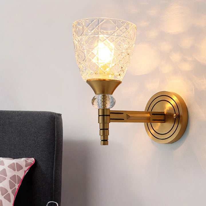 Skørter | 1/2-Pear Grid Glass Wall Lamp with Bowl Shade Loft Bedroom Wall Mount Light in Brass Finish