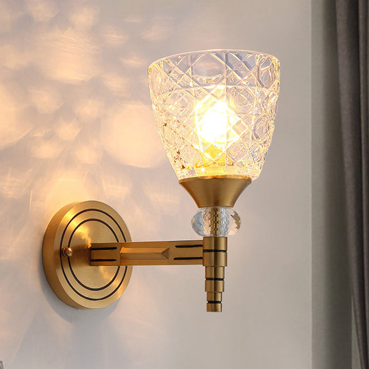 Skørter | 1/2-Pear Grid Glass Wall Lamp with Bowl Shade Loft Bedroom Wall Mount Light in Brass Finish