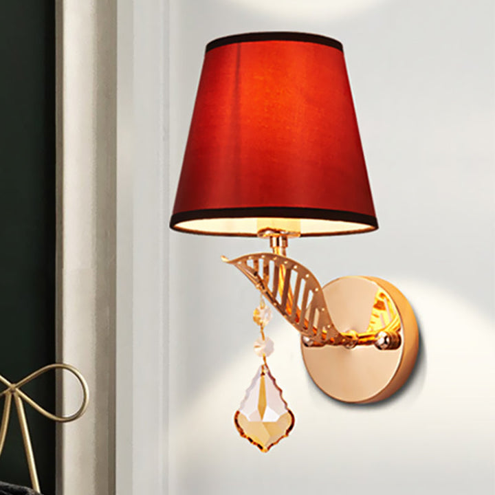 Skørter | Fabric White/Red/Blue Wall Lamp Tapered Bell 1-Light Traditional Wall Lamp for Bedroom with Crystal Drop