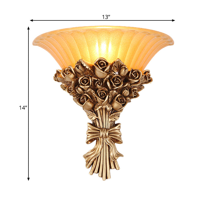 Skørter | Golden Finish Bouquet Wall Light Kolońska Resin Single Light Wall-Mounted Lamp