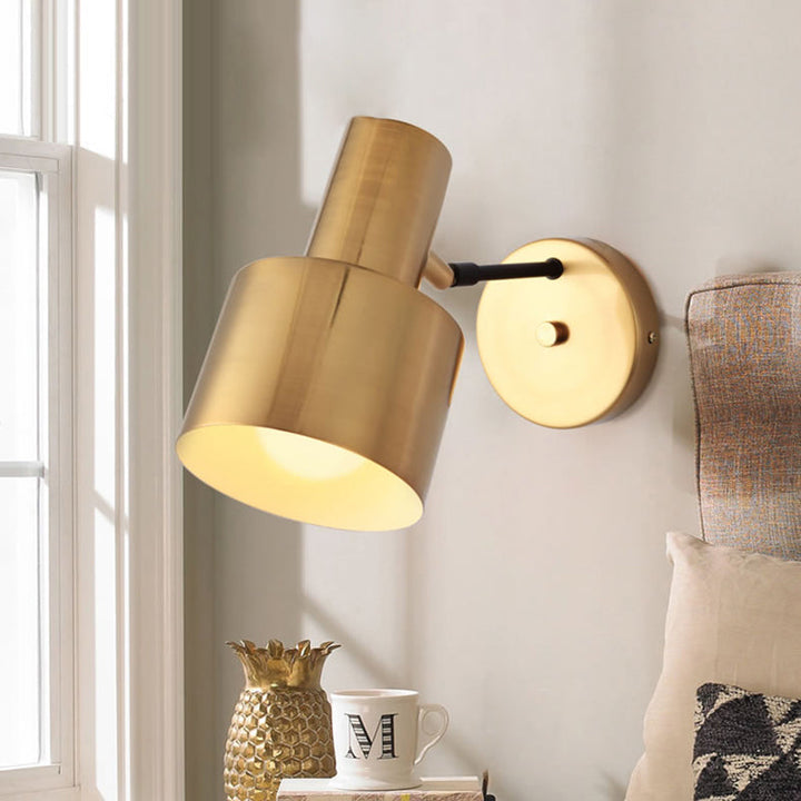 Skørter | 1 Lamp Round Wall Lamp Modernist Gold Finish Iron Wall Sconce Light with Adjustable Arm