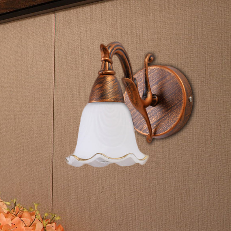 Skørter | 1/2/3-Head Wall Lamp Traditional Style Petal Shade Frosted Glass and Metal Wall Lamp in Copper/White