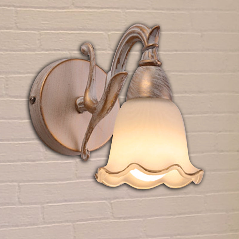 Skørter | 1/2/3-Head Wall Lamp Traditional Style Petal Shade Frosted Glass and Metal Wall Lamp in Copper/White