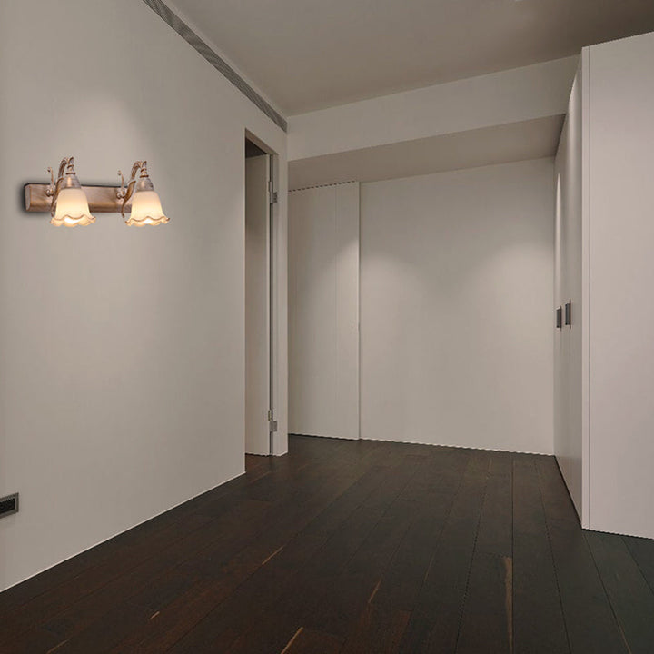 Skørter | 1/2/3-Head Wall Lamp Traditional Style Petal Shade Frosted Glass and Metal Wall Lamp in Copper/White
