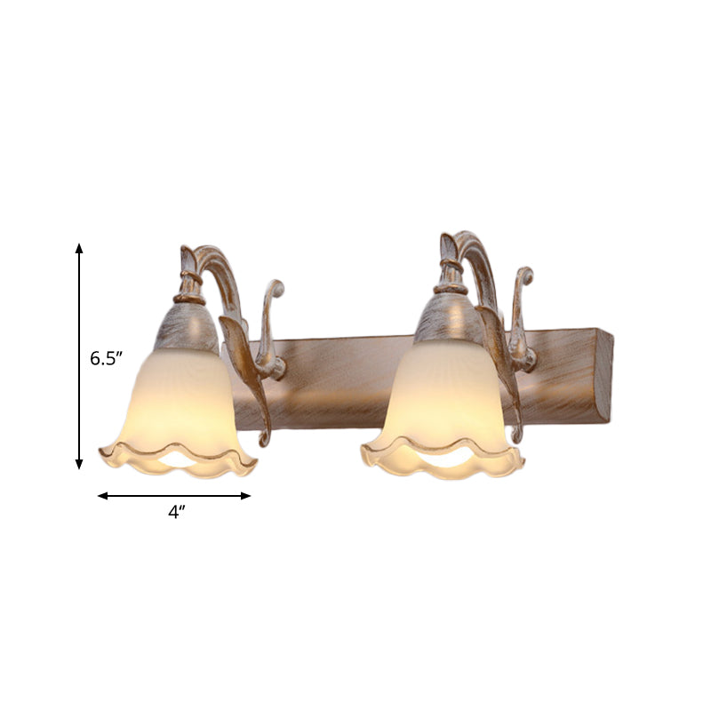Skørter | 1/2/3-Head Wall Lamp Traditional Style Petal Shade Frosted Glass and Metal Wall Lamp in Copper/White