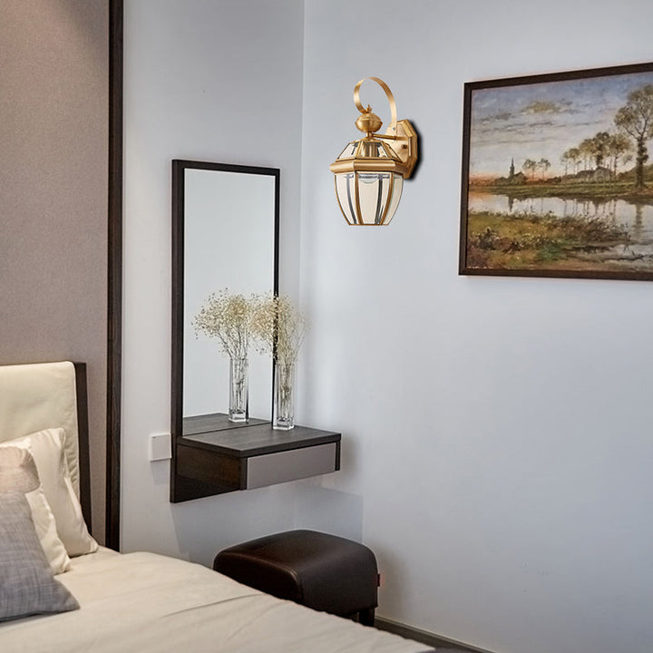 Skørter | Traditional Urn Wall Lamp Metal 1 Lamp Wall Mounted Lighting in Brass for Dining Room
