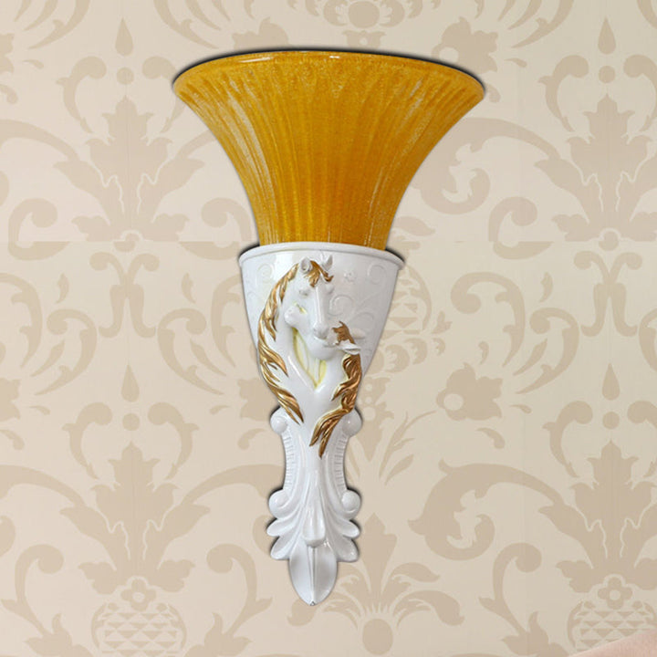 Skørter | White/Gold Engraved Wall Lamp Colonization Metal 1 Lamp Wall Lighting Fixture with Tapered Amber Glass Shade