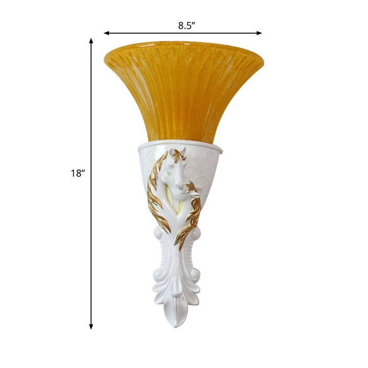 Skørter | White/Gold Engraved Wall Lamp Colonization Metal 1 Lamp Wall Lighting Fixture with Tapered Amber Glass Shade