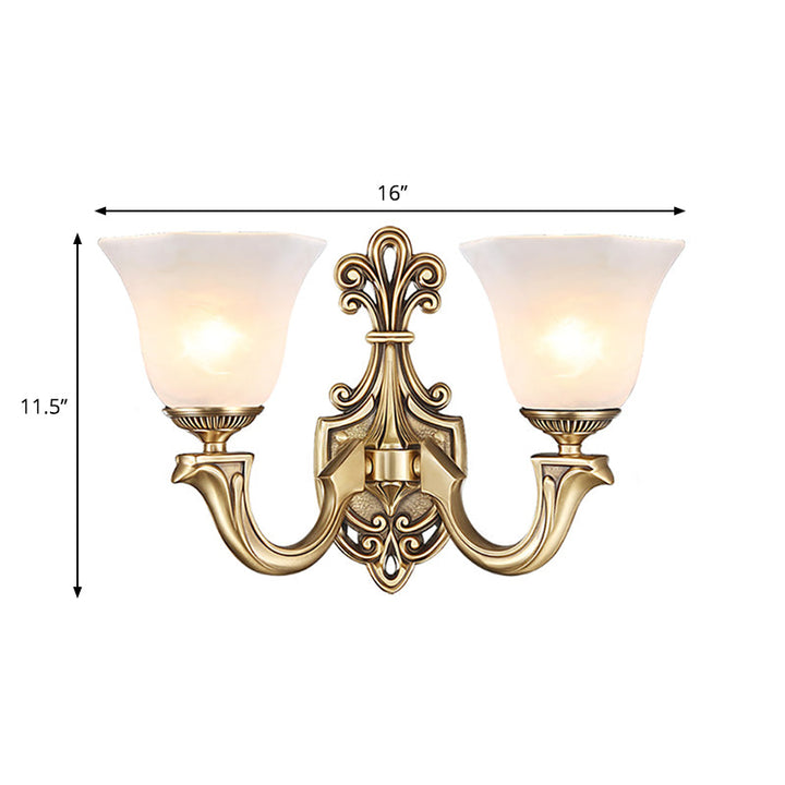 Skørter | 1/2 Bulbs Trumpet Wall Light Tradition Opal Glass Wall Lighting with Curved Arm in Brass