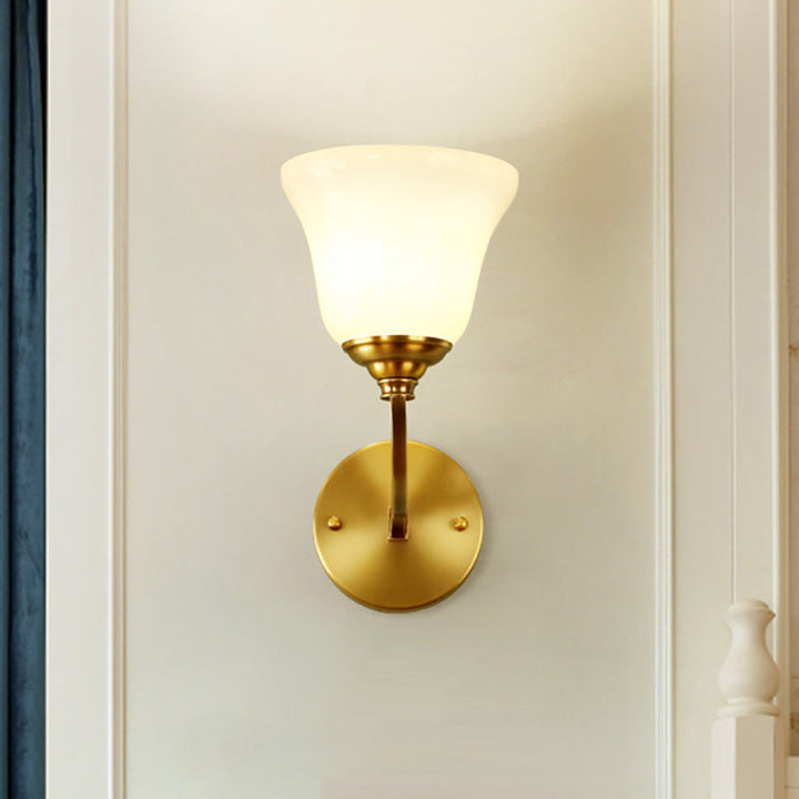 Skørter | Gold 1 Light Wall Light Fixture Colonial Style Milk Glass Bell Shade Wall Mounted Light for Corridor