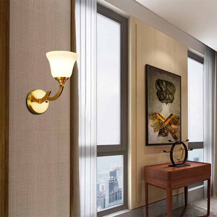 Skørter | Gold 1 Light Wall Light Fixture Colonial Style Milk Glass Bell Shade Wall Mounted Light for Corridor