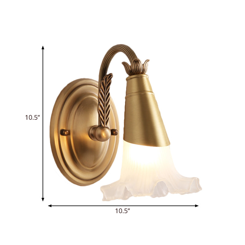Skørter | Traditional Style Flower Wall Light 1/2-Light Frosted Glass Candle Holder in Gold for Bathroom