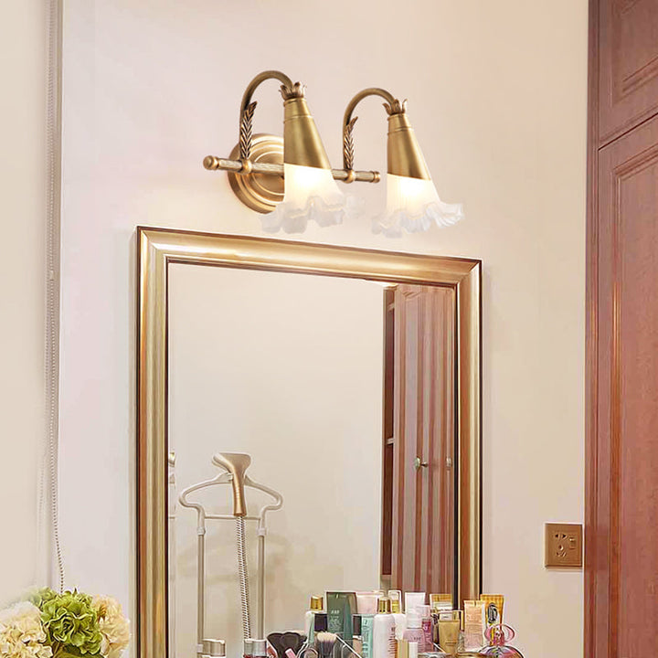 Skørter | Traditional Style Flower Wall Light 1/2-Light Frosted Glass Candle Holder in Gold for Bathroom